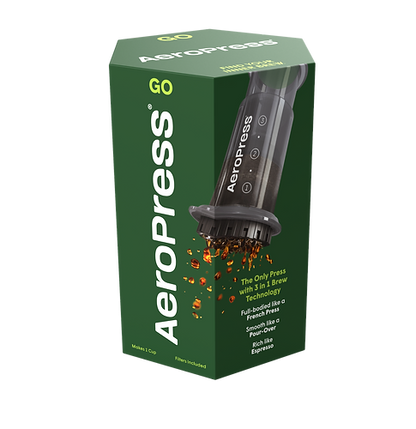 Caja de AeroPress GO color verde, con el dispositivo mostrado