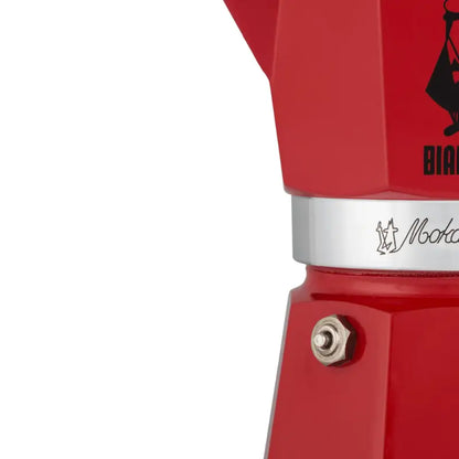 Cafetera italiana Moka Express Bialetti roja: base con tornillo metálico