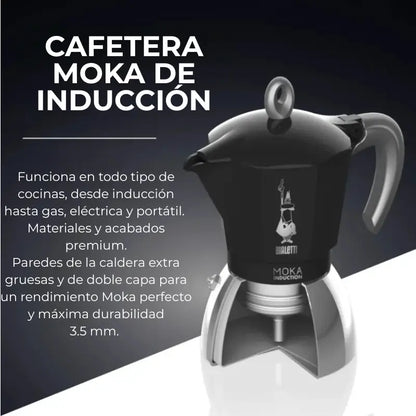 Cafetera italiana Moka de inducción Bialetti negra, presentación sobre fondo oscuro