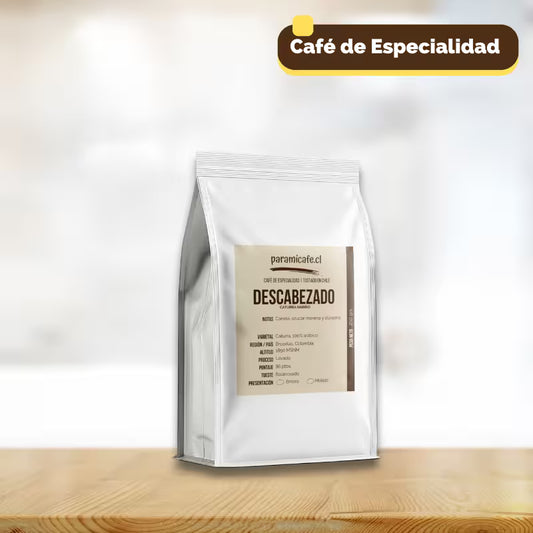 Bolsa de café molido especialidad Caturra Colombia Descabezado, empaque blanco con etiqueta paramicafe.cl