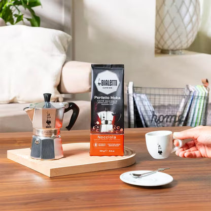 Bolsa de café molido Bialetti Perfetto Moka Nocciola, 250 g, en envase
