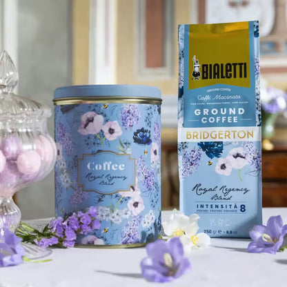 Set de café molido Bialetti x Bridgerton: lata azul floral y bolsa, Royal Regency Blend, 250 g
