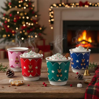Vasos espresso cónicos Bialetti Feliz Navidad servidos con café