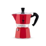Cafetera Moka Express de 3 tazas en color rojo, con diseño icónico de aluminio para preparar 130ml espresso italiano en casa.