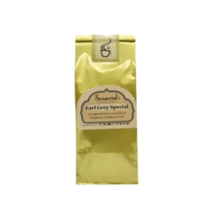 Té negro de China con bergamota y pétalos de rosa de jamaica, aromático y equilibrado, ideal para cualquier momento del día.