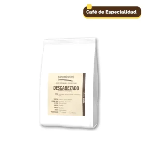 Imagen de una bolsa de café Colombia Bruselas 100% Arábico, resaltando su sabor a avellana y manzana roja.