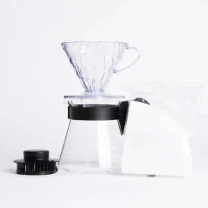 Kit Set de cafetera Hario con jarra de vidrio, dripper y filtros. Perfecto para disfrutar café filtrado de calidad y diseño.